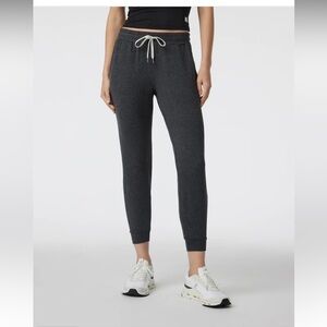 Vuori DreamKnit Performance Joggers XS Charcoal Heather